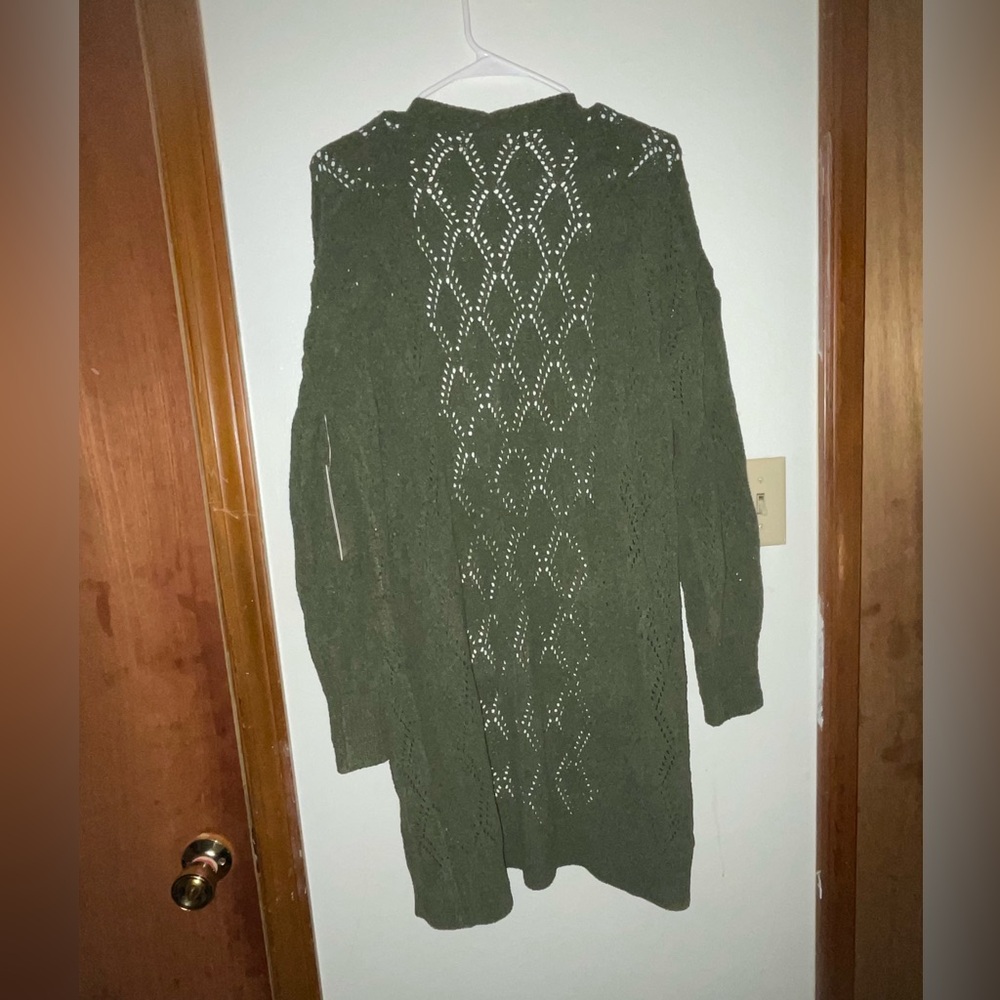 New with tags no boundaries knitted sweater with pockets